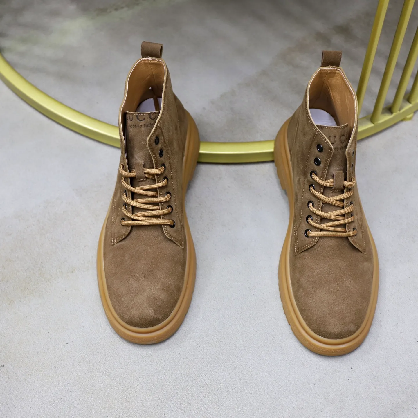 Men's shoes: 440💰Fleece lining, pigskin lining🙅‍♂️🙅‍♂️🙅‍♂️ Brand: GUCCI Standard code: 38–44 (45 can be customized) Grade: Same as the official website Material: Original cowhide fabric Comfortable pigskin + plush lining (optional) Lightweight and wear-resistant outsole Style category: Men's fashion casual shoes and boots Running Sports shoes, distinguished luxury brand elements, top luxury, color: actual picture color